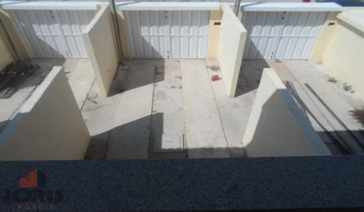 Imagem Casa Duplex a Venda no bairro Planalto Horizonte - Horizonte, CE