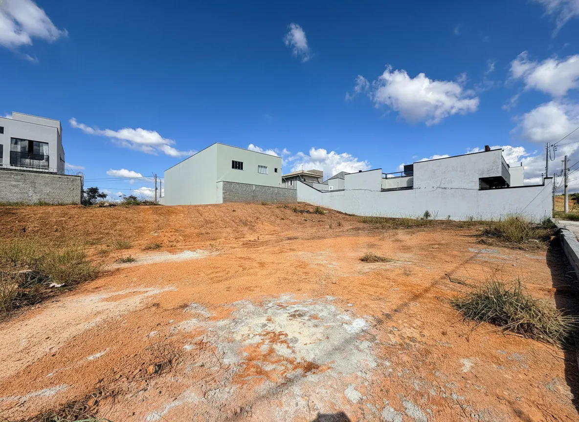 Imagem Terreno 250 m² à venda em Jardins de Florença, Poços de Caldas