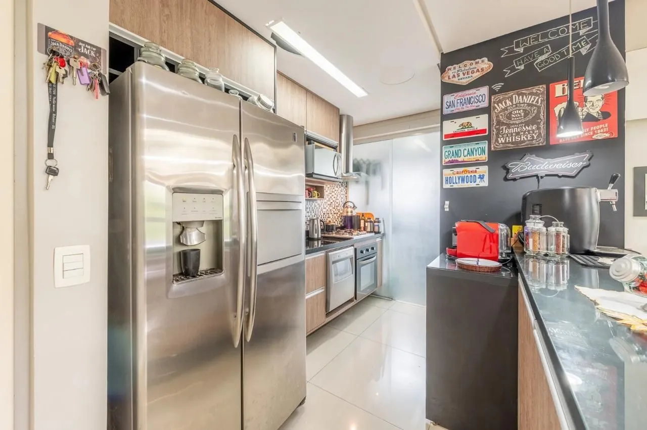 Imagem Apartamento de 2 dormitórios 1 suíte e 2 vagas no Petrópolis.
