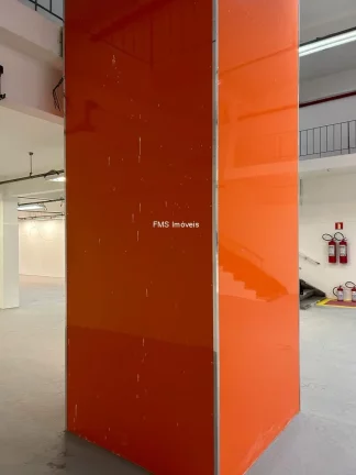 Imagem Loja com 1300m² na Av. Jabaquara.