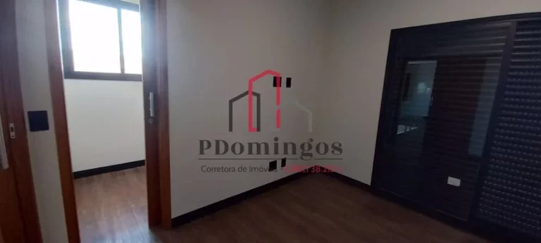 Imagem SOBRADO IMPECÁVEL - COM PISCINA E 3 SUÍTES - CONDOMÍNIO PARQUE OLÍVIO FRANCESCHINI - HORTOLÂNDIA