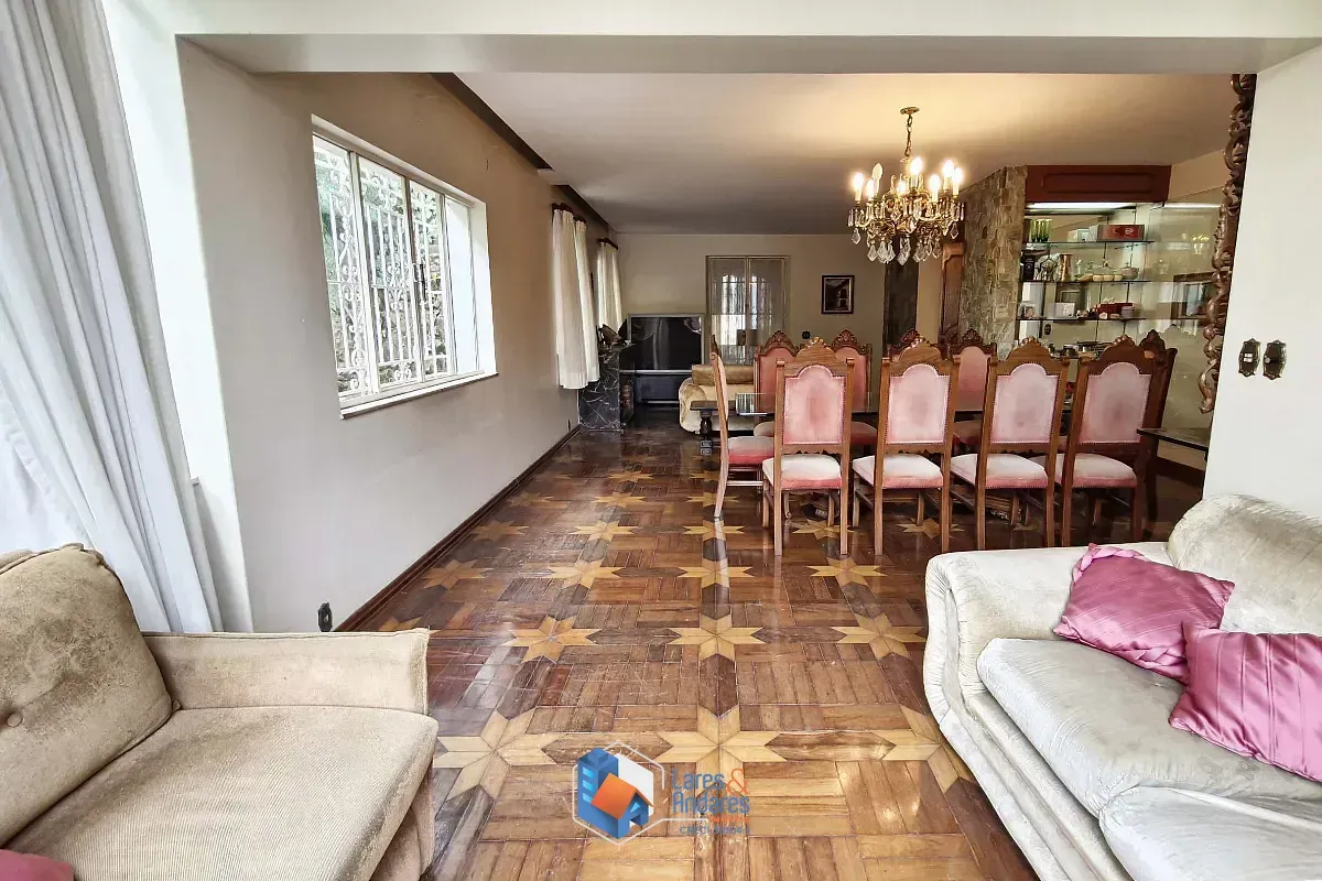 Imagem Sobrado para venda em Cambuci com 6 quartos, sendo 4 suítes, 473m²