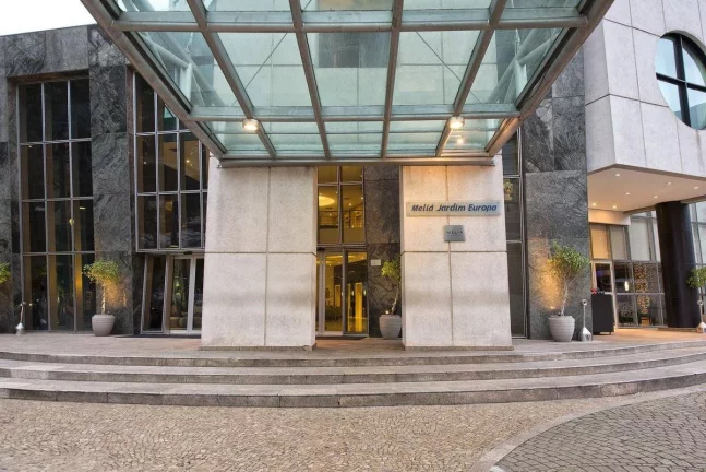Imagem Flat disponível para locação no Meliá Jardim Europa no Itaim Bibi, com 29m², 1 dormitório e 1 vaga de garagem