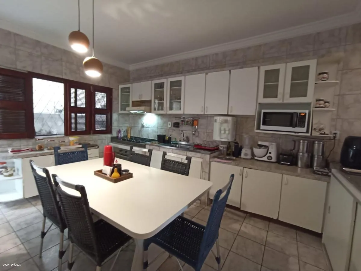Imagem Casa para Venda em Fortaleza, São Gerardo, 5 dormitórios, 4 suítes, 5 banheiros, 5 vagas
