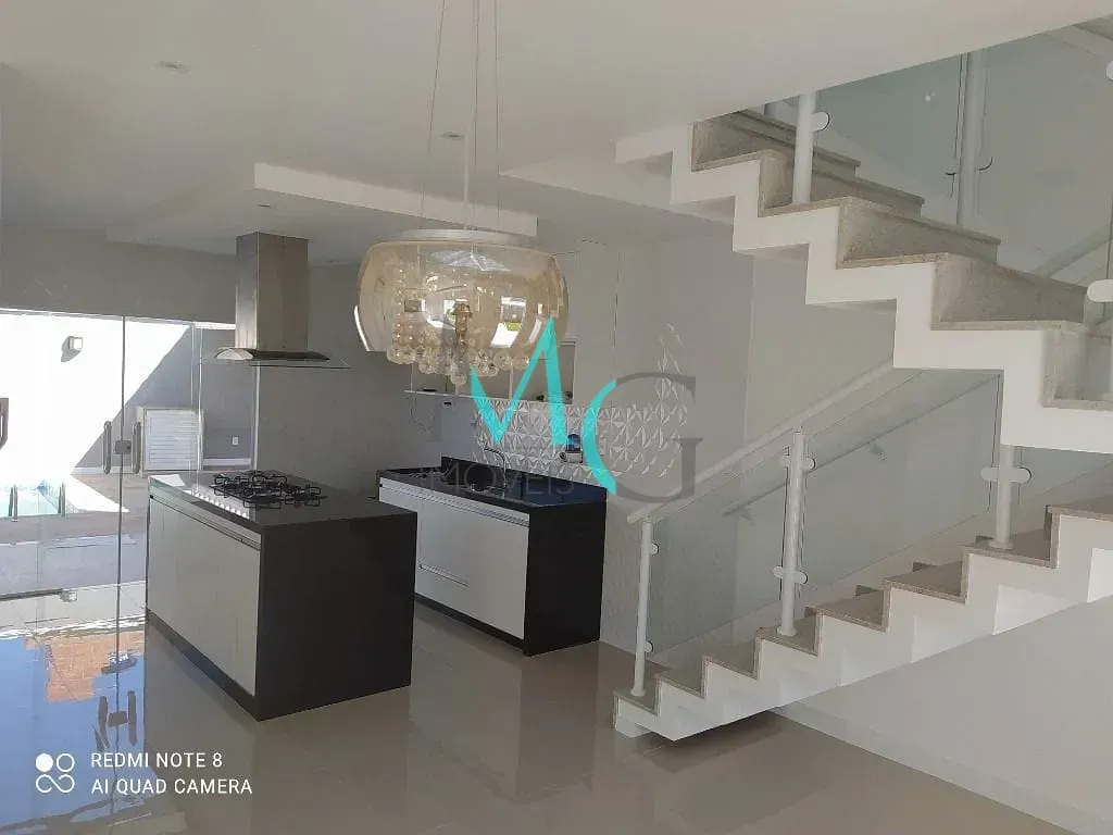 Imagem Casa com 4 dormitórios à venda, 480 m² por R$ 1.270.000 - Campo Grande - Rio de Janeiro/RJ