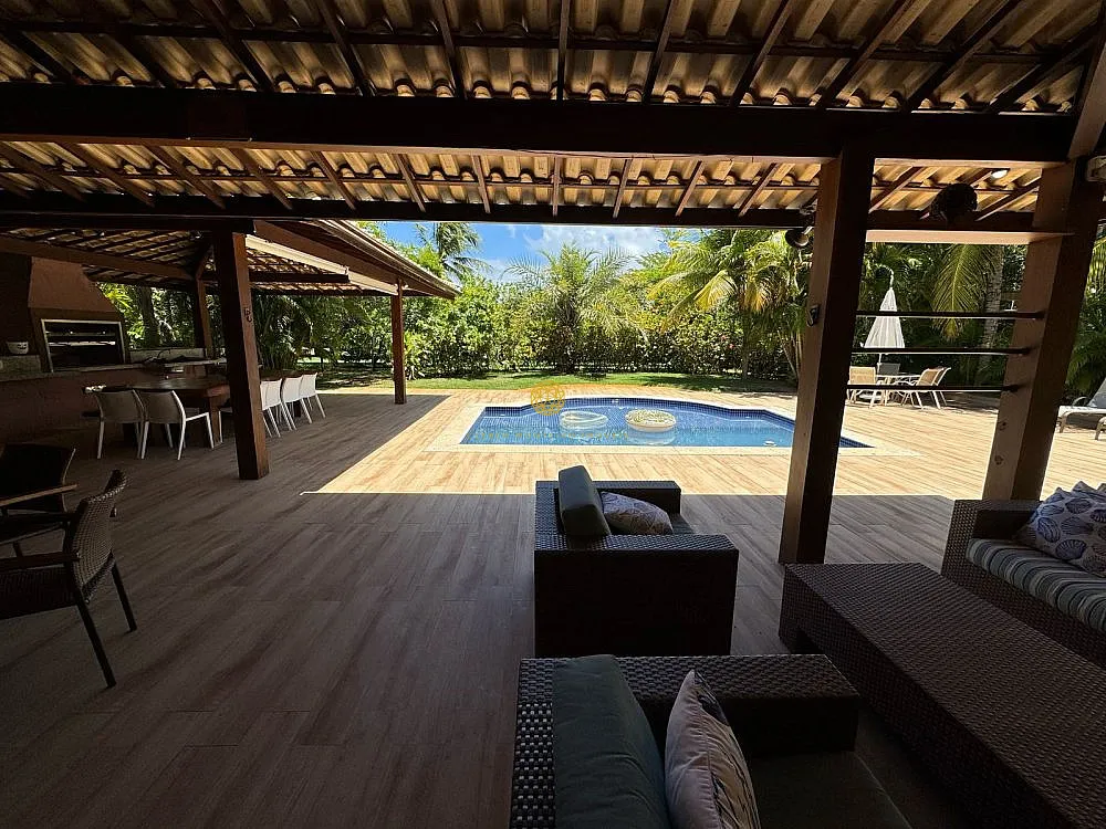 Imagem Casa 4 suítes no Condomínio Casas da Praia do Forte-BA