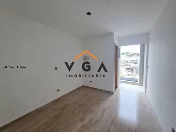 Imagem Sobrado para Venda em São Paulo, Vila Ré, 3 dormitórios, 1 suíte, 2 banheiros, 2 vagas