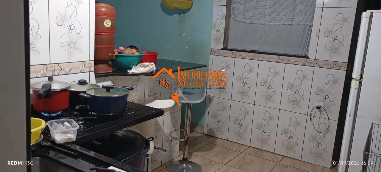 Imagem Sobrado com 6 dormitórios à venda, 250 m² por R$ 500.000 - Vila Carmela II - Guarulhos/SP