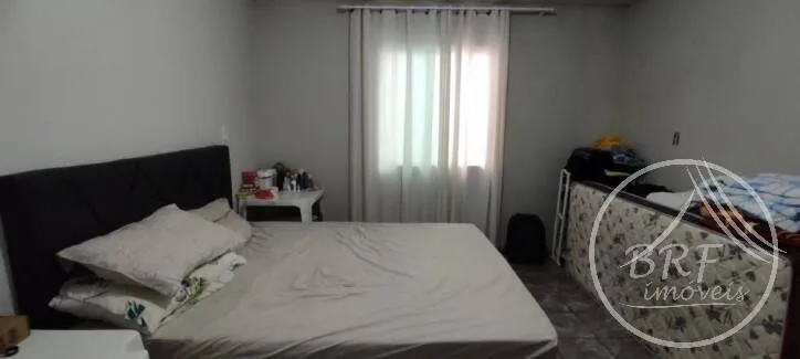 Imagem Vendo Casa em Serraria São José SC de 3 dorm.(Suíte) + Edícula c/churrasq.