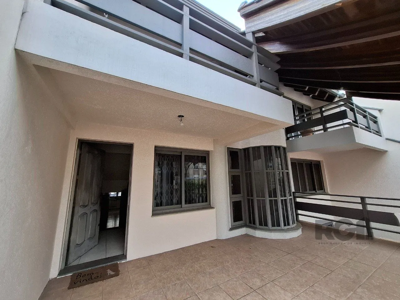 Imagem Casa com 537,00 m² com 04 dormitórios no Bairro Tristeza