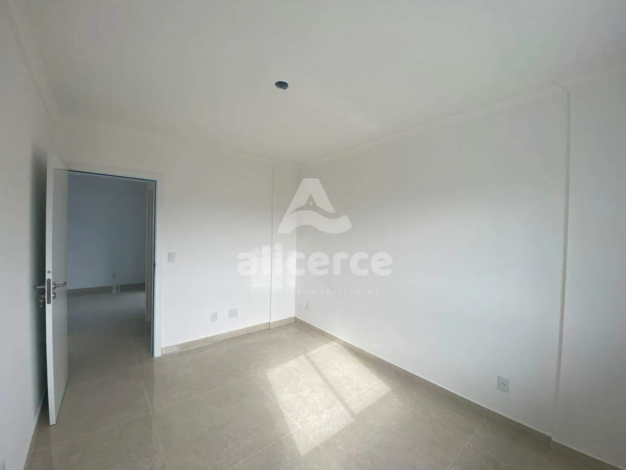 Imagem Excelente apartamento, com 92,38 m² de área privativa, ambientes amplos e uma combinação perfeita entre conforto, praticide e Vista mar.