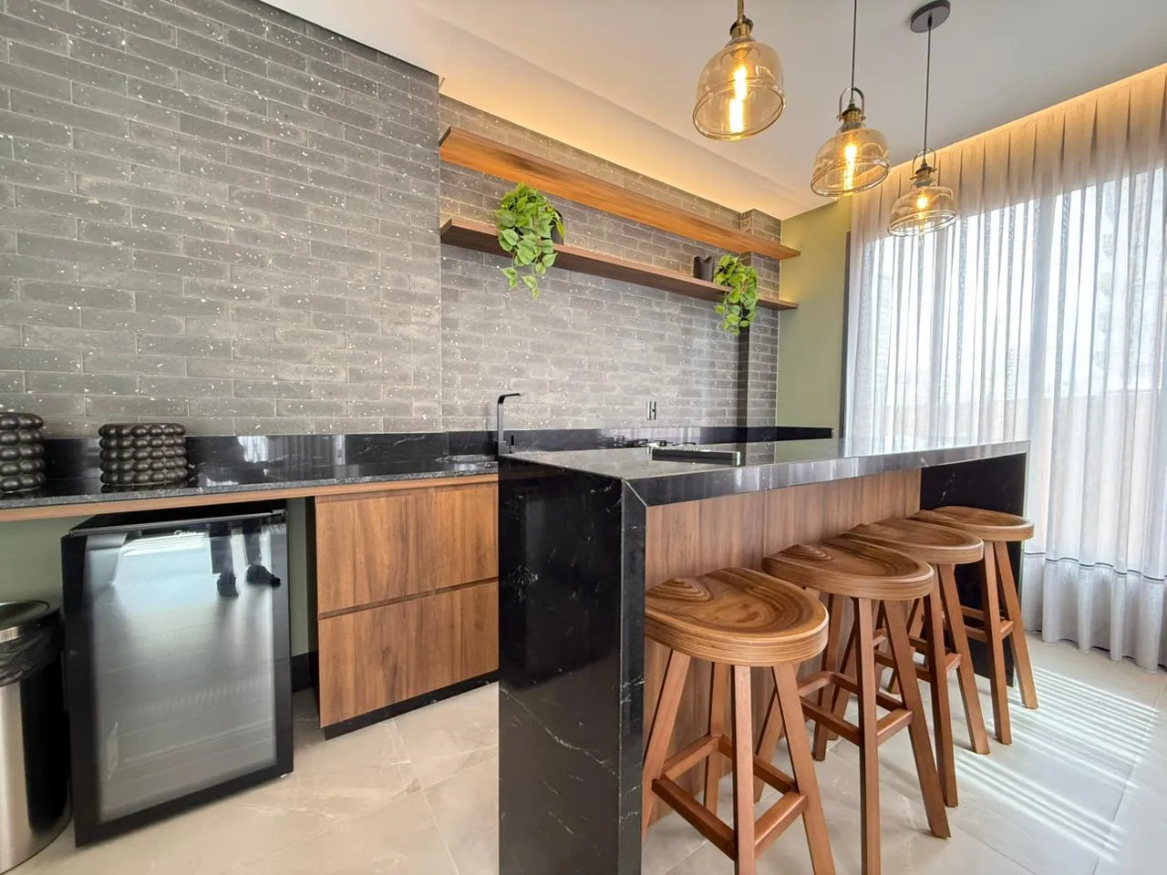 Imagem Apartamento com vista para o mar à venda com 69.91m2 por R$ 1.200.000,00
