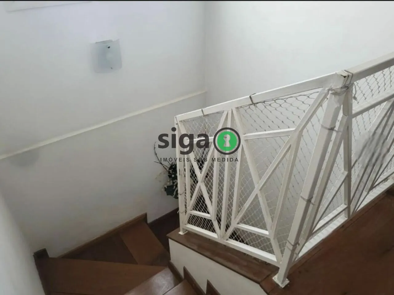 Imagem Sobrado de 179 metros 4 dormitórios (sendo 2 suítes) 3 vagas a venda no Jardim Londrina