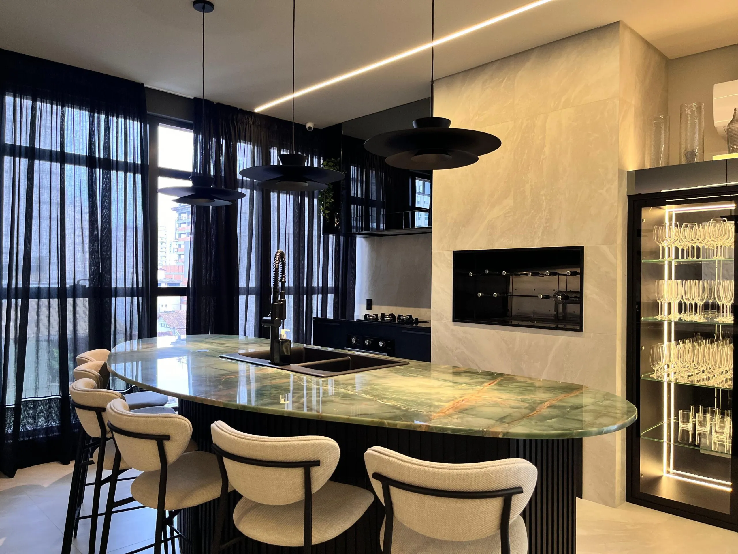 Imagem Apartamento à venda com 132m2 por R$ 1.990.000,00