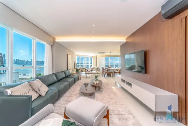Imagem Apartamento Frente Mar para Venda em Balneário Camboriú, CENTRO, 4 dormitórios, 4 suítes, 6 banheiros, 4 vagas