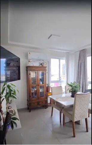 Imagem Apartamento, 2 dormitórios, 1 vaga coberto, churrasqueira no centro de Tramandaí