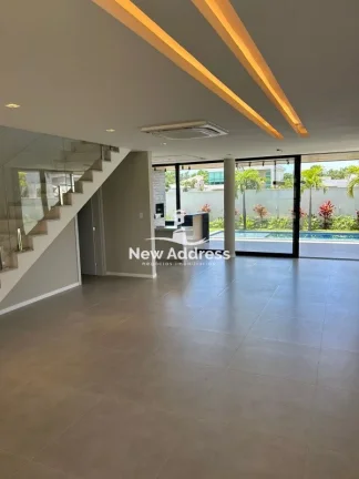 Imagem Casa Alto Padrão com 4 Quartos e Lazer Completo no Alphaville Jacuhy