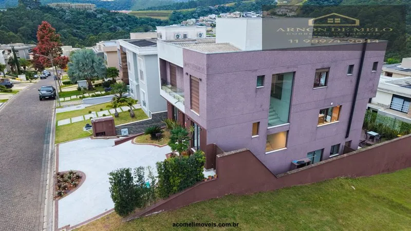 Imagem Casas em Condomínio para locação em Santana de Parnaiba no bairro Tamboré