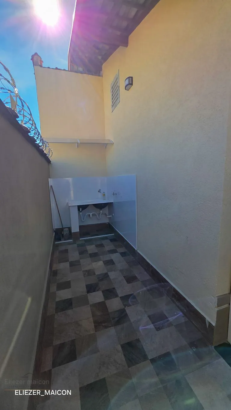 Imagem Casa a venda com 2 quartos no bairro santa teresa em Poços de Caldas - MG