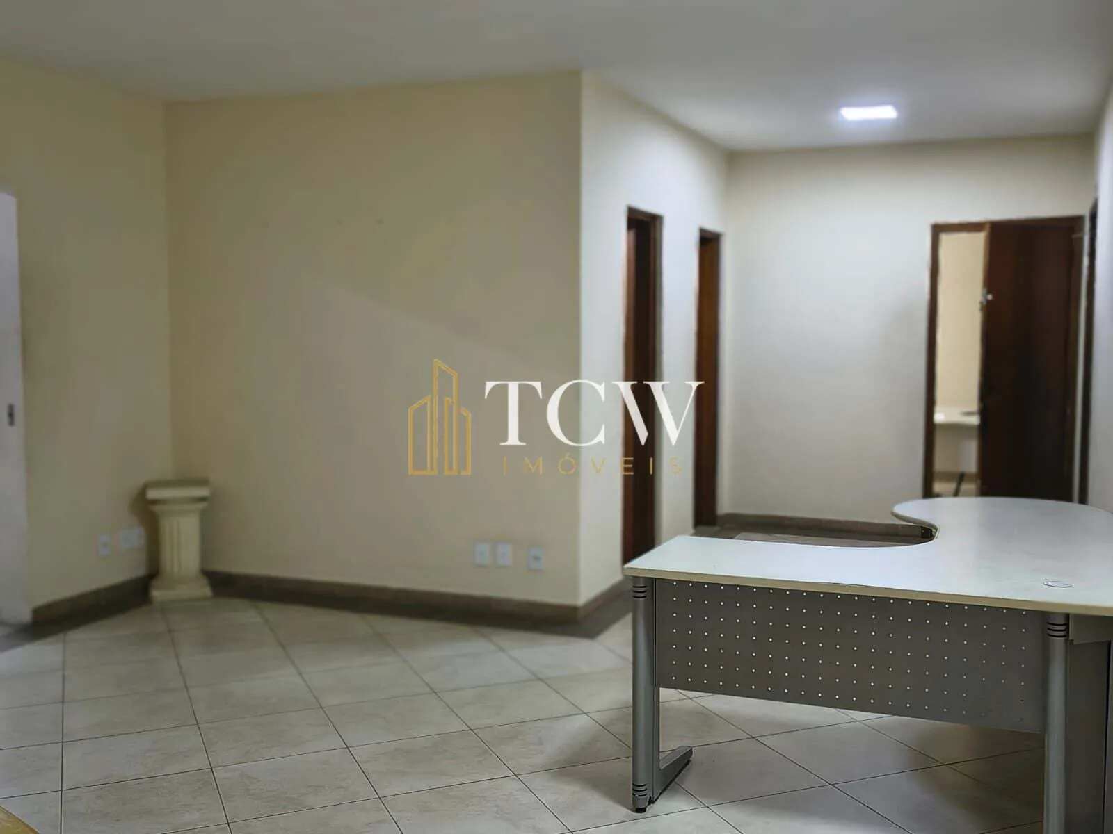 Imagem Galpão Comercial/Industrial para Locação na Capela | 2.521 m² Construídos | Terreno de 2.590 m² | Vinhedo/SP