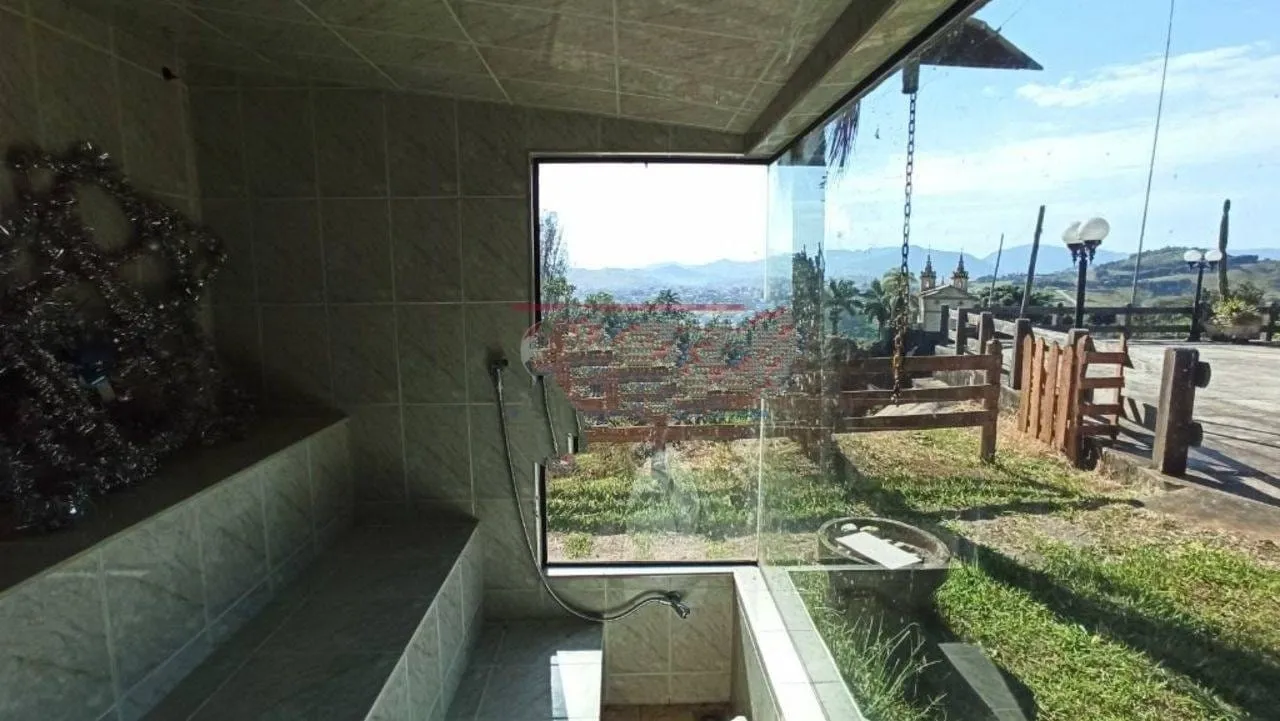 Imagem Chácara à venda 3 Quartos, 3 Suites, 4 Vagas, 290400M², Zona Rural, Paraisópolis - MG