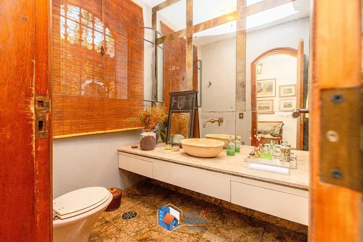 Imagem Casa para venda em Jardim Leonor com 4 quartos, sendo 2 suítes, 600m²