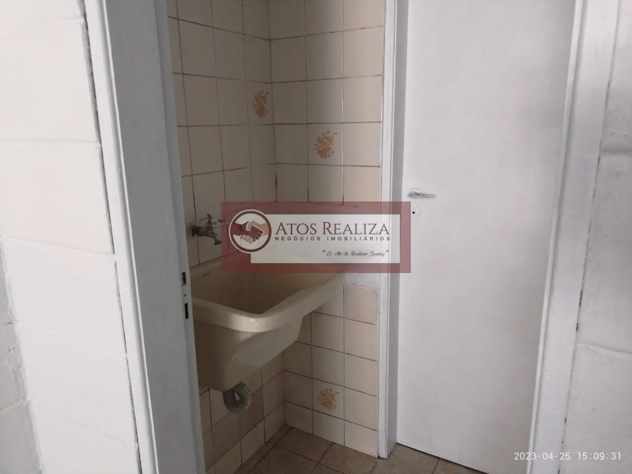 Imagem Aluga se Salão Comercial Vila Santa Catarina - São Paulo