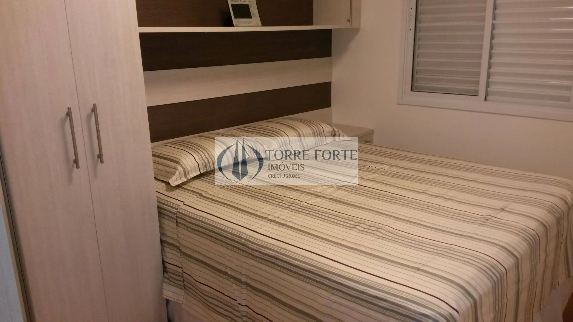 Imagem Lindo apartamento 2 dormitórios, 1 vaga ao lado da CPTM linha 11