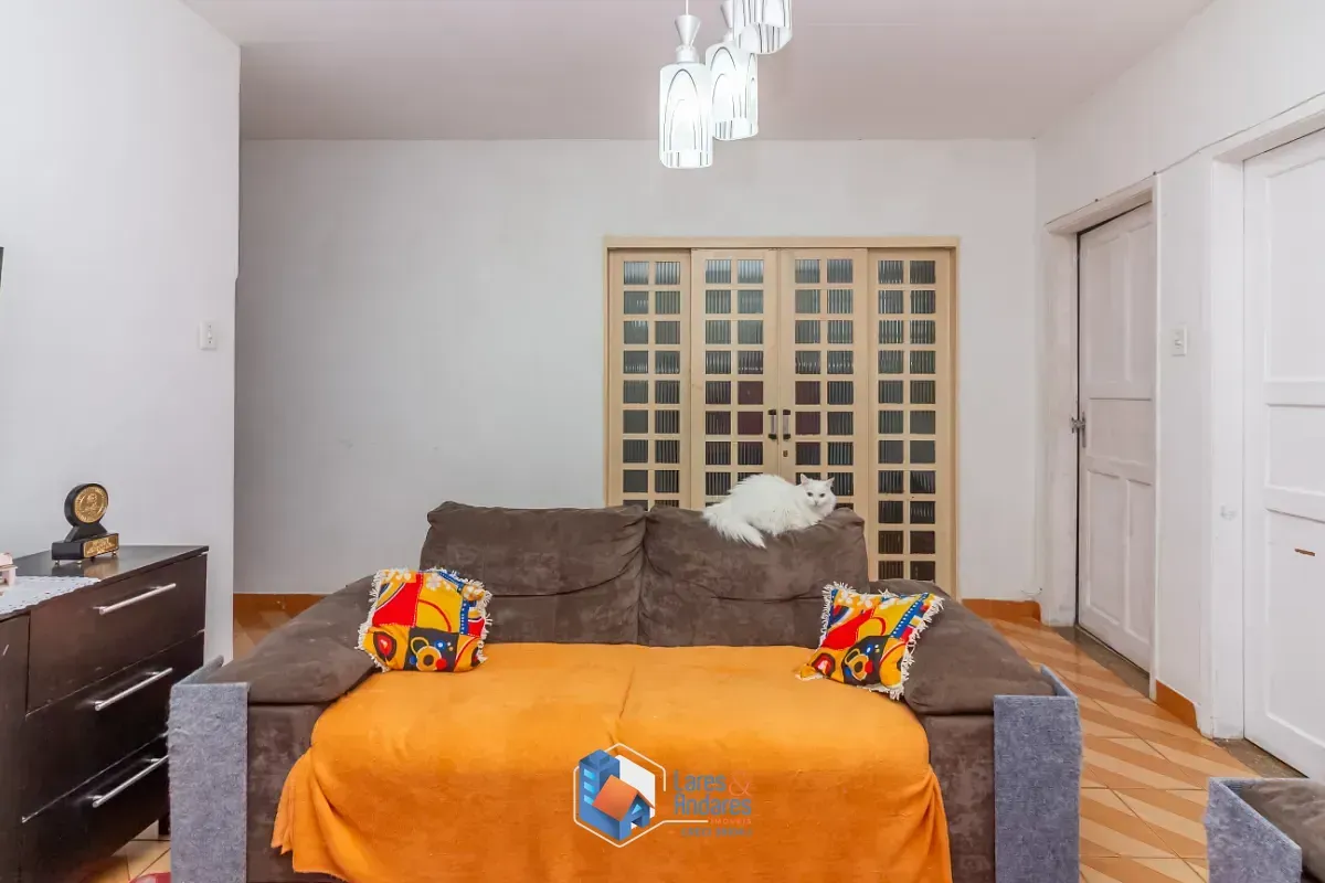 Foto do imóvel Casa para venda em Jardim Líbano com 2 quartos, 84m² em Rua Professor Araújo Coelho