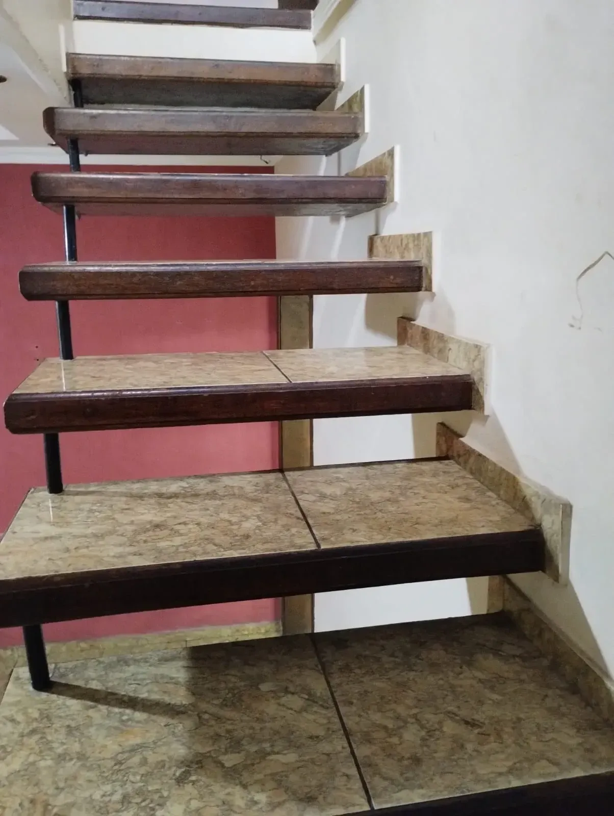 Imagem Sobrado com 3 Quartos à Venda, 132 m² em Parque Flórida - Carapicuíba