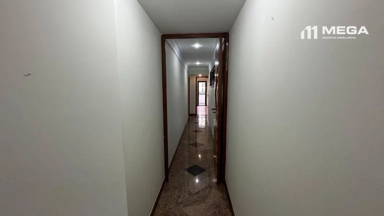 Imagem Apartamento com 4 dormitórios à venda, 250 m² por R$ 2.200.000,00 - Praia da Costa - Vila Velha/ES