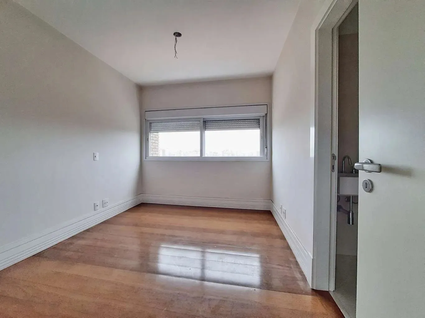 Imagem Apartamento para Venda em São Paulo, Perdizes, 4 dormitórios, 4 suítes, 6 banheiros, 6 vagas