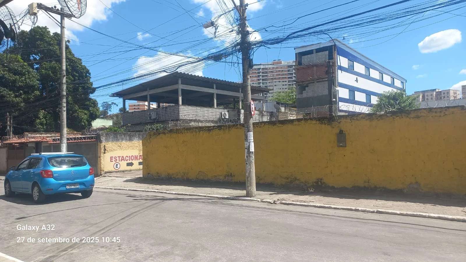 Foto do imóvel: Terreno à Venda, 700 m² em Rua Laureano Rosa, nº 200. Alcântara, São Gonçalo - RJ