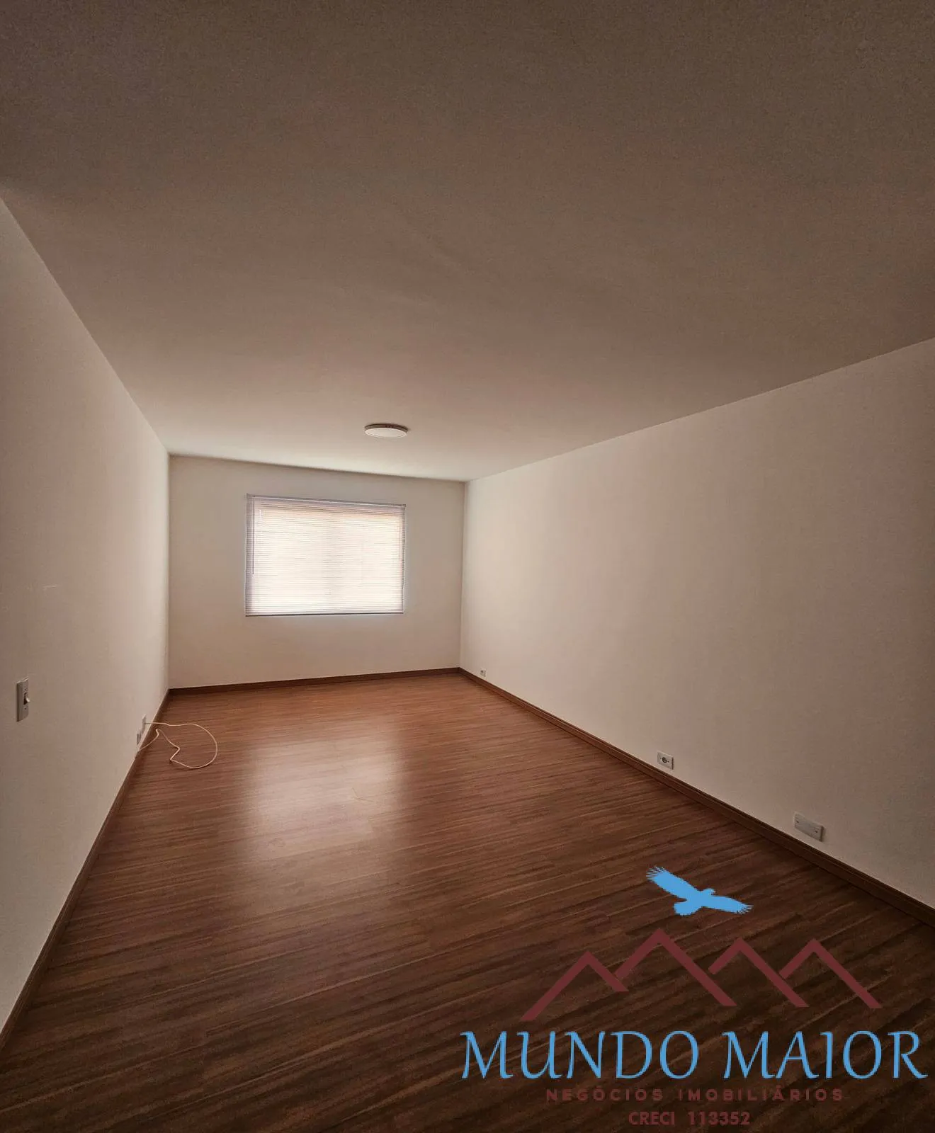 Imagem Seu Novo Lar Te Espera! 85m² Reformado, 2 Dorms (1 Suíte) -200m do Metro