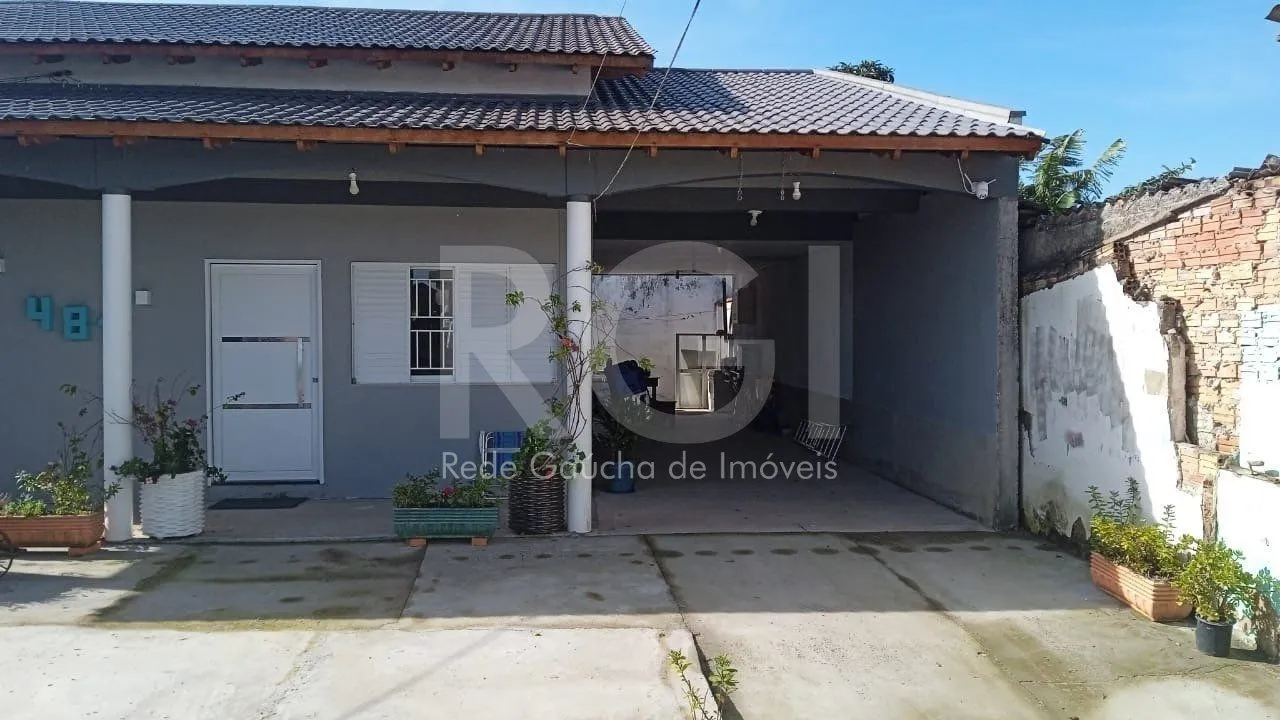 Imagem Casa para Venda - 90m², 3 dormitórios, 4 vagas - Maria Regina