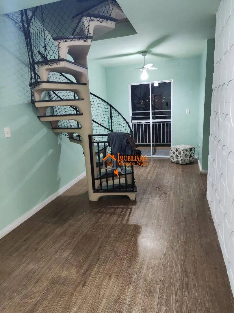 Imagem Apartamento Duplex com 3 dormitórios à venda, 94 m² por R$ 341.000,00 - Jardim Presidente Dutra - Guarulhos/SP