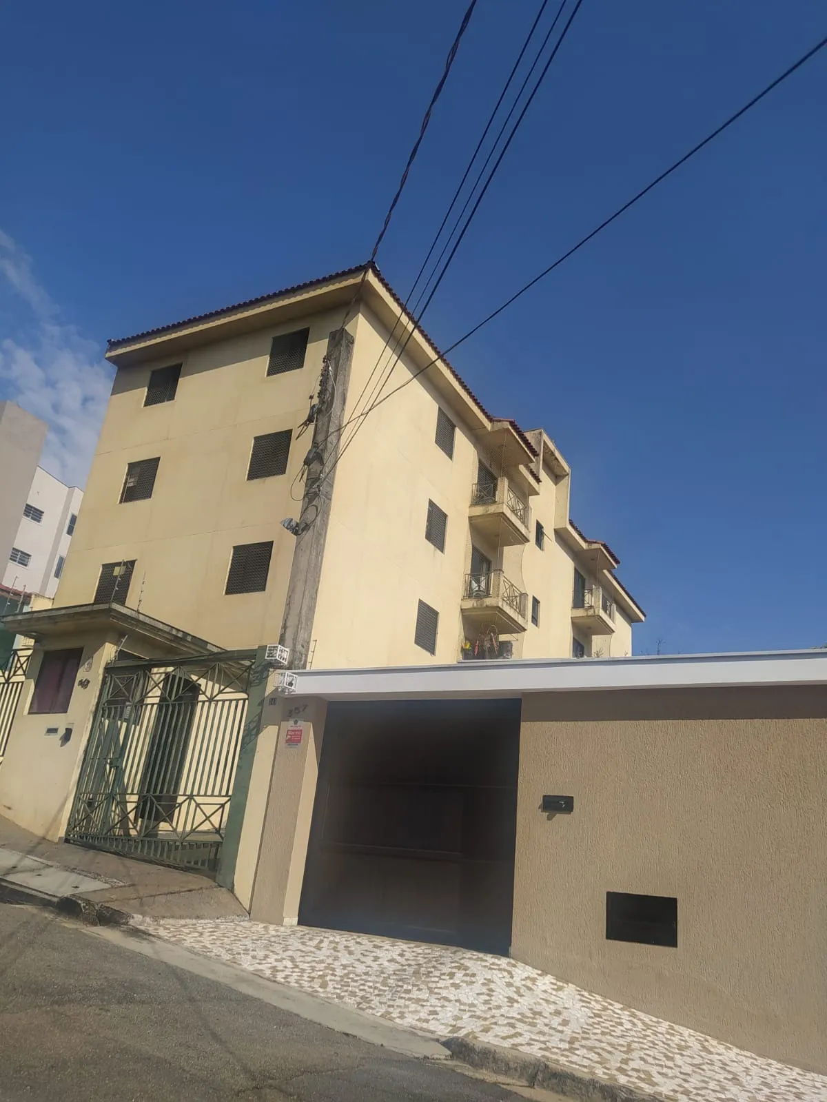 Imagem Amplo apartamento - Jardim Simus