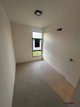 Imagem VENDO/ALUGO CASA DE 3 DORMITORIOS SENDO UMA SUITE NO CONDOMINIO HAUTE-SIM