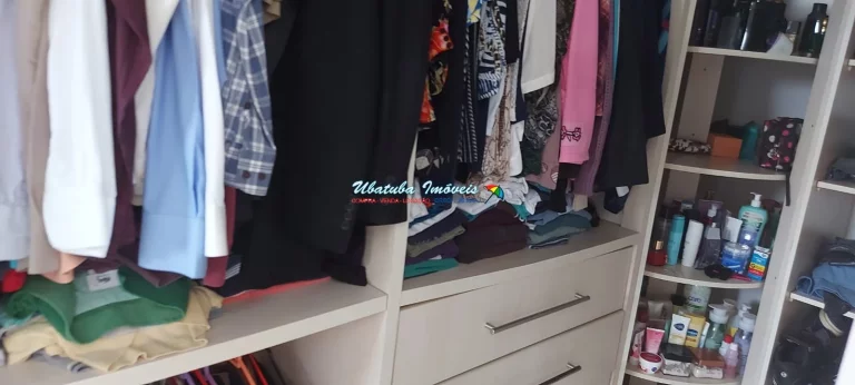 Imagem Linda casa em condomínio.