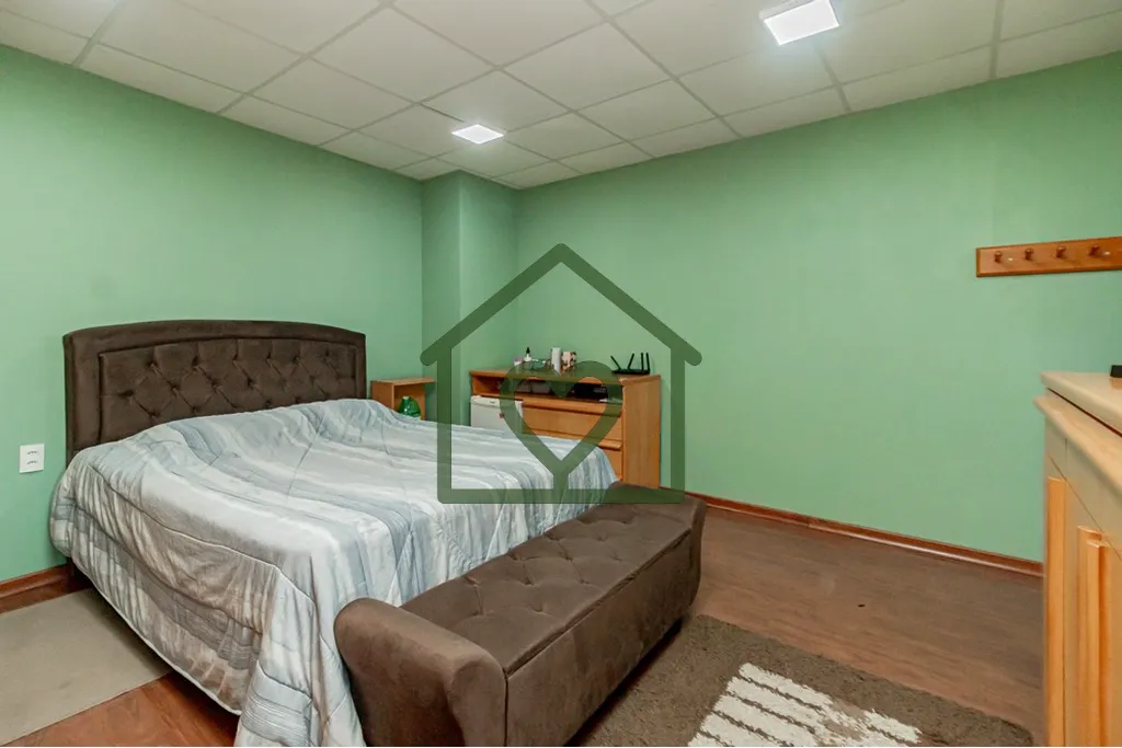 Imagem Apresento um excelente imóvel comercial e residencial localizado na Av. Pará, a apenas meia quadra...