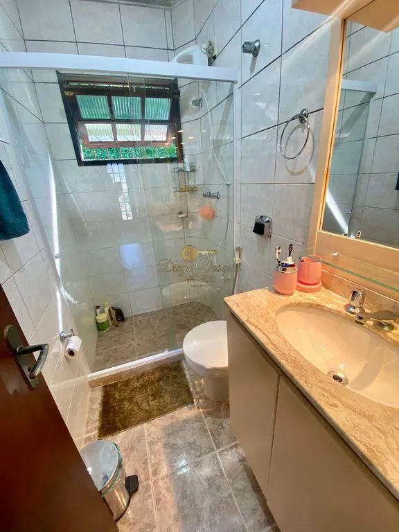 Imagem Casa em Condomínio para Venda em Teresópolis / RJ no bairro Santa Cecília