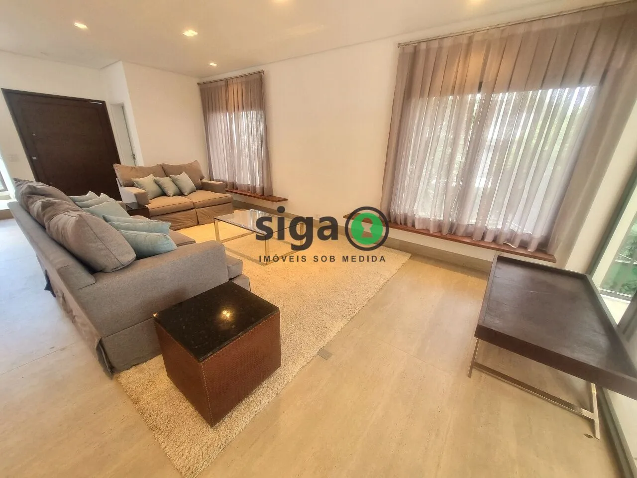 Imagem Casa em Condomínio a venda com 4 Quartos no Alto da Boa Vista.