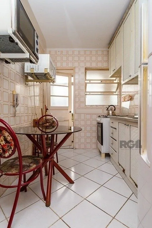 Imagem Apartamento 2 dormitórios, 84 m², 2 banheiros no Bairro Petrópolis em Porto Alegre