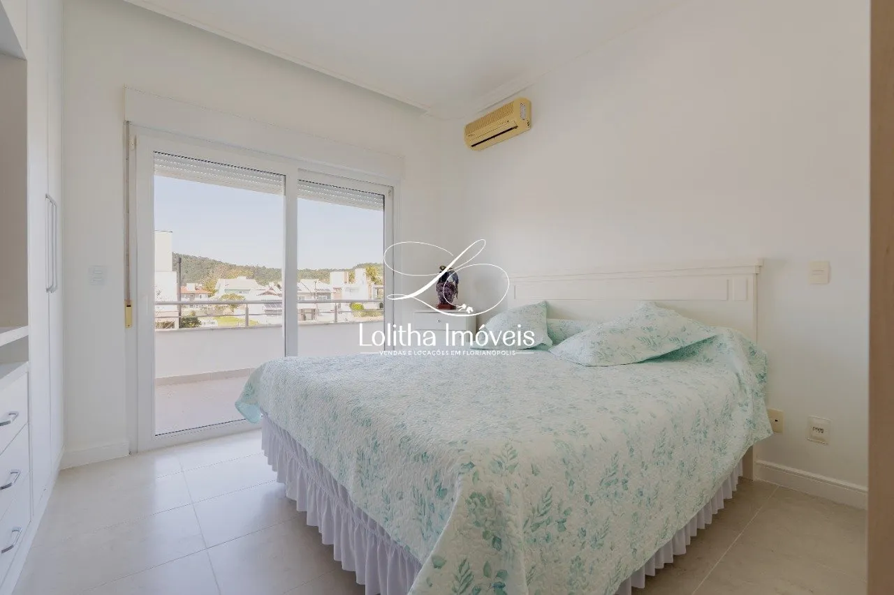 Imagem CASA DE ALTO PADRÃO COM 4 SUÍTES À VENDA EM JURERÊ - FLORIANÓPOLIS/SC