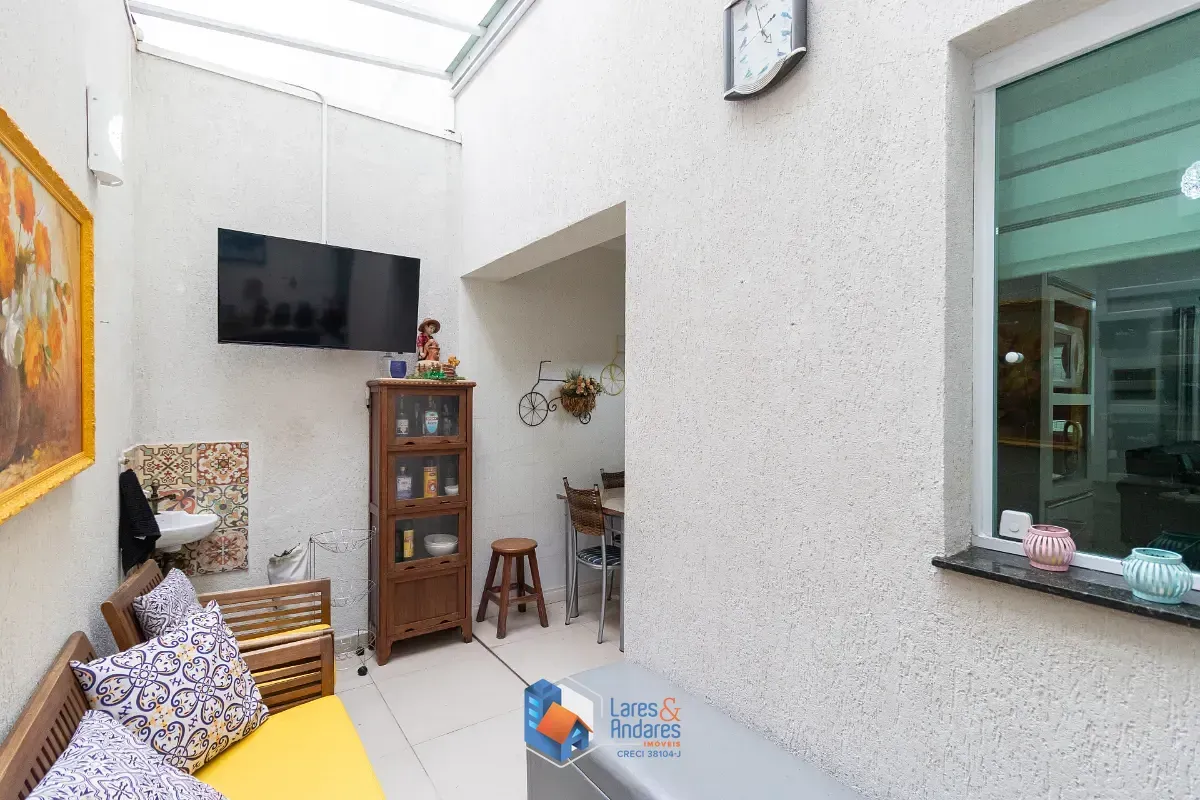 Imagem Casa no condomínio Residencial das Orquideas para venda com 3 quartos, sendo 1 suíte, 142m²