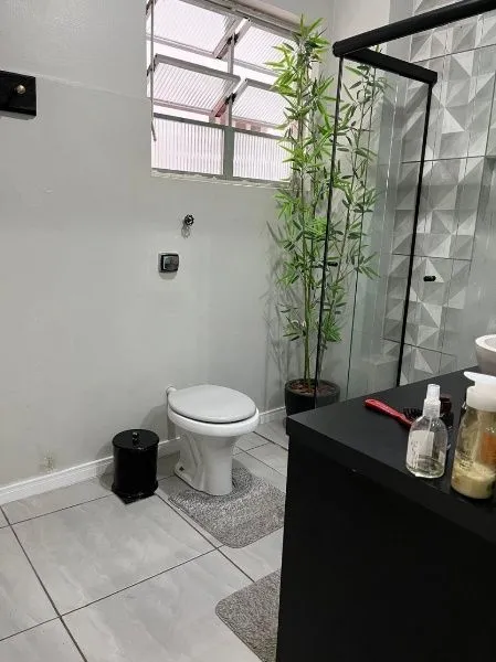 Imagem Vende-se apartamento com 3 quartos, 115 m² e 1 vaga - Bom Fim