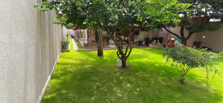 Imagem Casa com 4 Quartos à Venda, 180 m² em Jardim das Cascatas - Aparecida de Goiânia