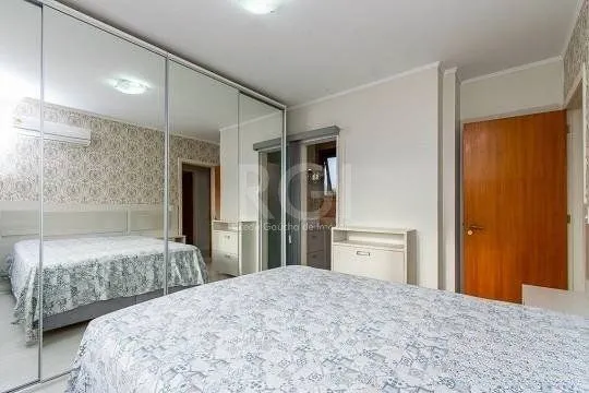 Imagem EXCELENTE COBERTURA COM 2 DORMITÓRIOS, PISCINA E 1 VAGA DE GARAGEM.
