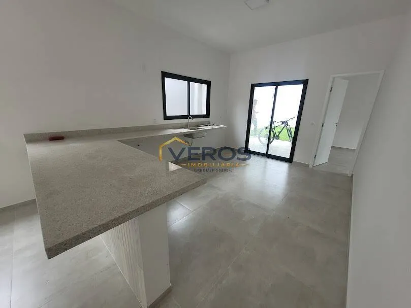 Imagem Casa Nova, Térrea com 3 quartos a venda na praia Massaguaçu em Caraguá