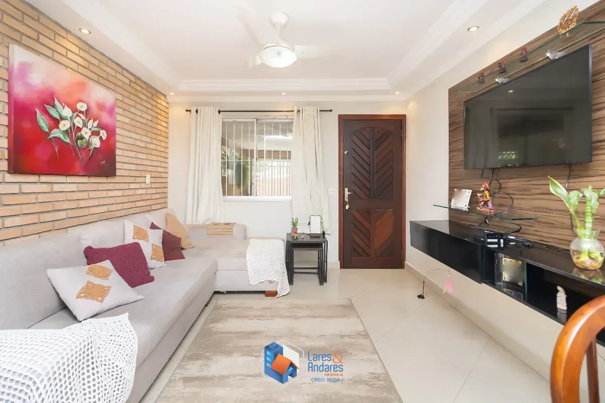 Imagem Casa para venda em Conjunto Residencial Vista Verde com 3 quartos, sendo 1 suíte, 127m²